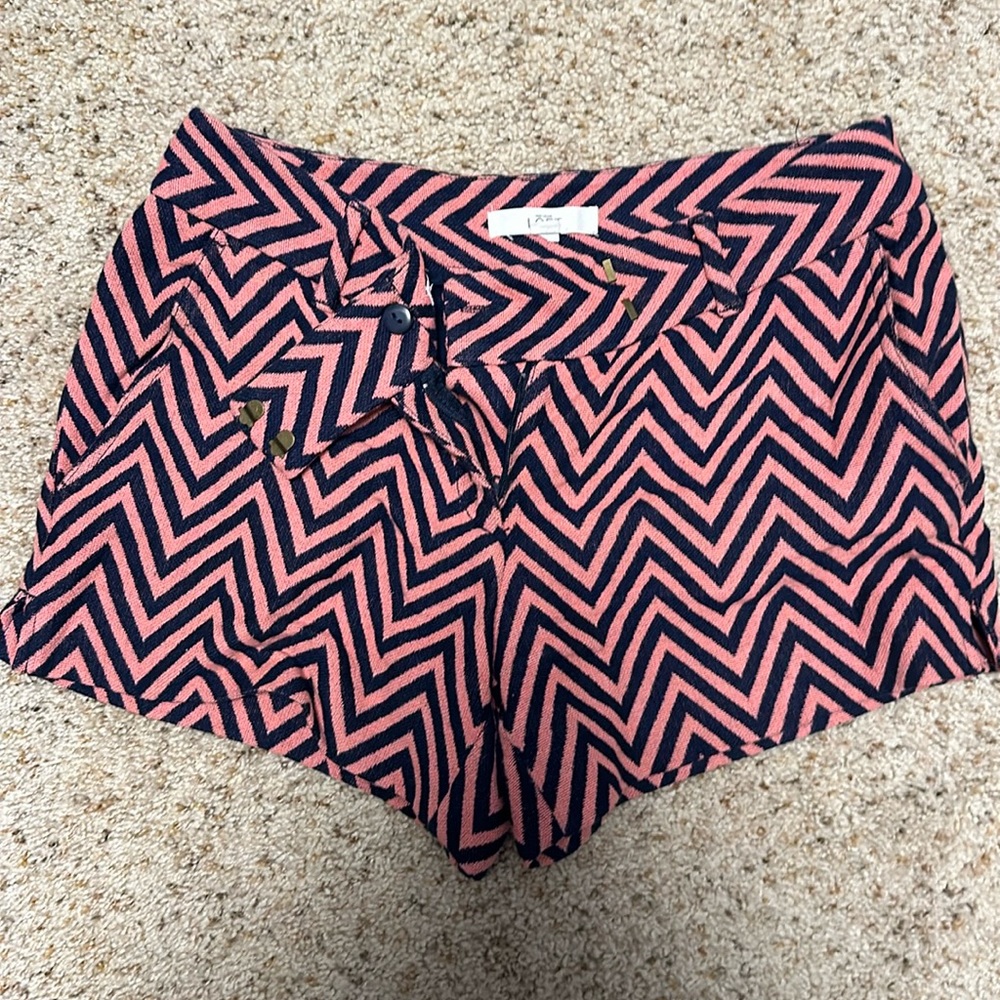 Loft Rivieria short size 0